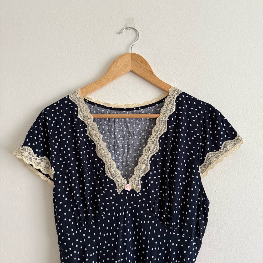 SOLD ON DEPOP // NWT Navy Polka Dot Midi Dress with Lace Trim